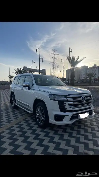 لاندكروزر GXR فل كامل L4 2