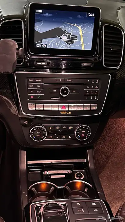 مرسيدس كوب GLE63s (نظيف للمستخدم ) 23