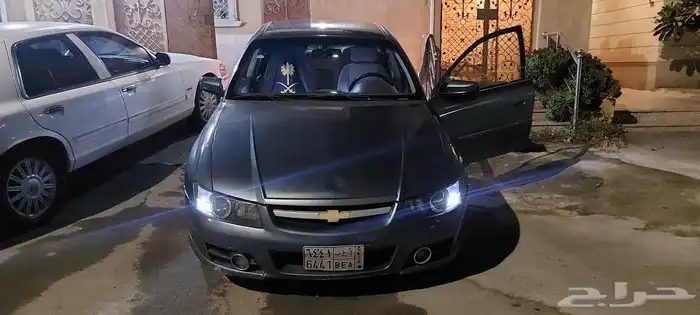 وسيط لبيع السيارات 0
