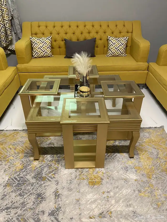 طاوله للبيع 0