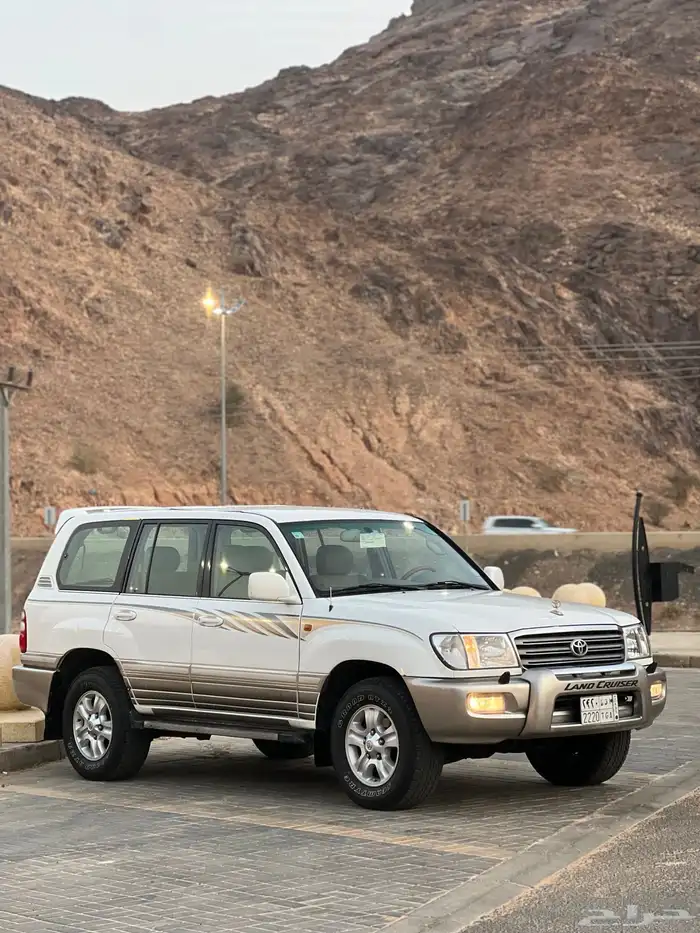 لاندكروزر vx.r 2003 4