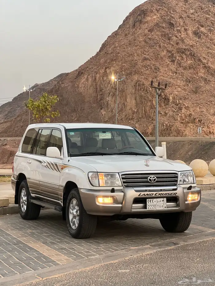 لاندكروزر vx.r 2003 3