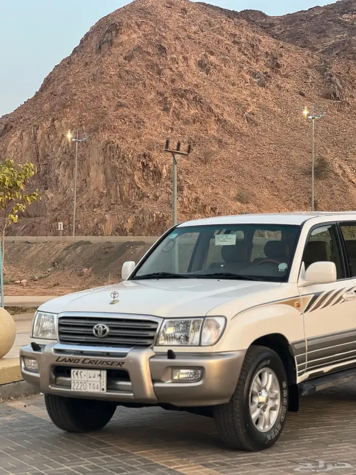 لاندكروزر vx.r 2003 14