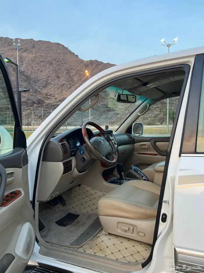 لاندكروزر vx.r 2003 31