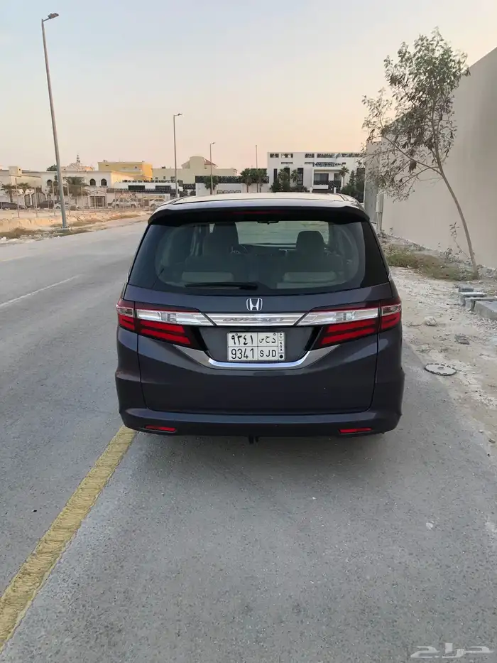 للبيع هوندا اوديسي سعودي وارد عبدالله هاشم عداد قليل 4