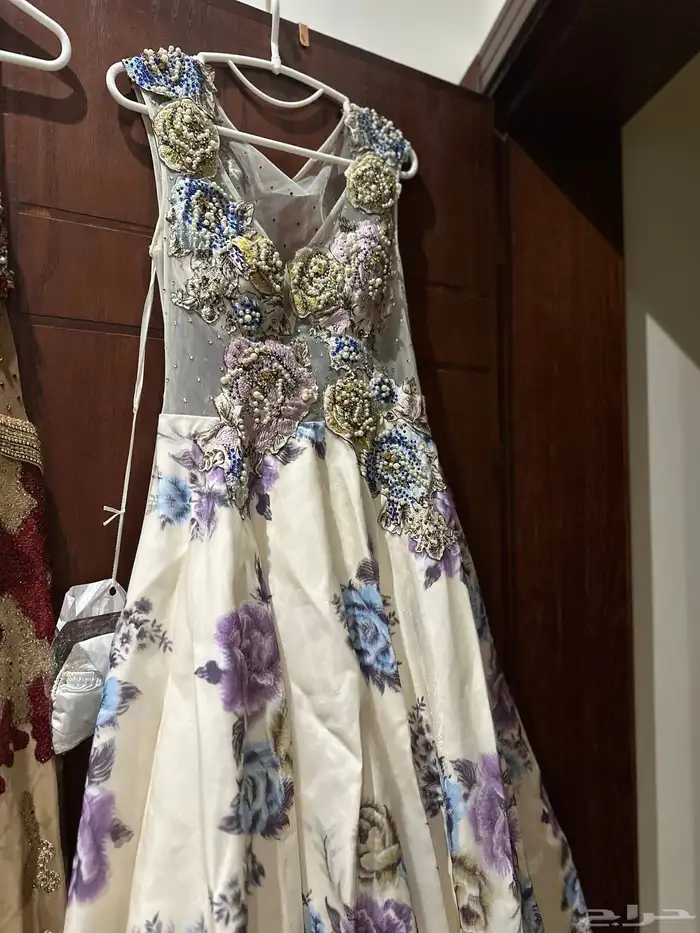 اجار فستان جديد 0