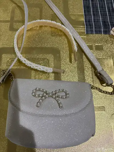 فساتين بناتيه جديده عدد اثنين وعبايات 10