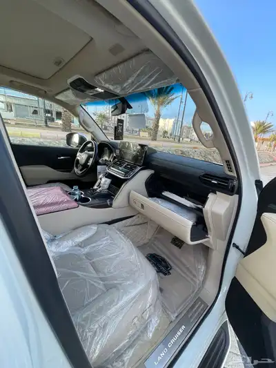 لاندكروزر GXR فل كامل L4 6