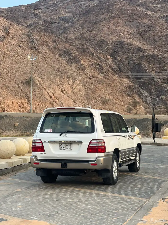 لاندكروزر vx.r 2003 18