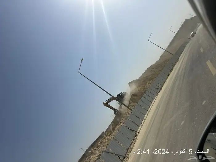 تنفيذ أعمال الحفر والردم والترحيل وتأجير جميع أنوع المعدات 16