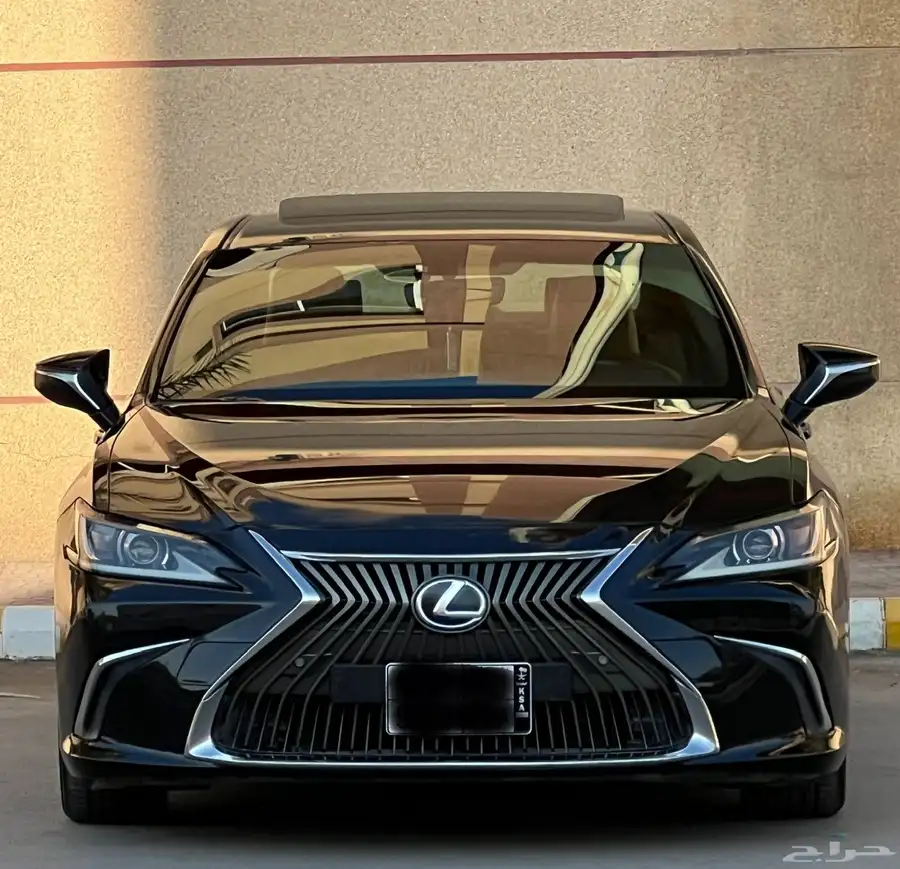 لكزس ES300h 2019 ممشى 90 الف 3