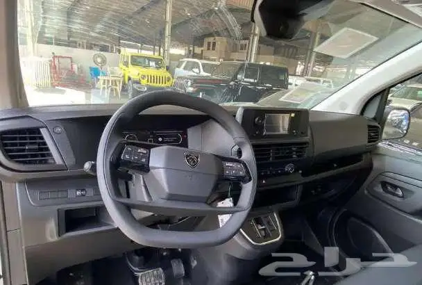 بيجو اكسبريت بضاعة موديل 2025 كاش اقساط 4