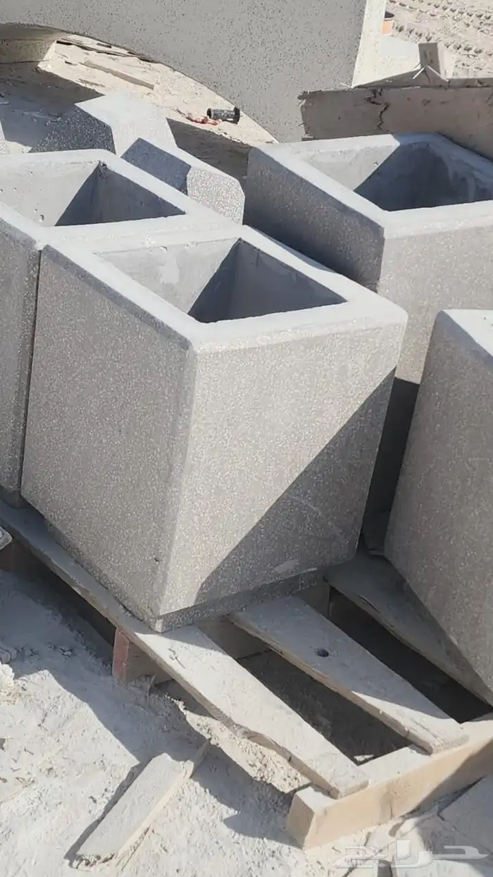 قواعد أنارة وحجر زينة حدائق وطرقات 14