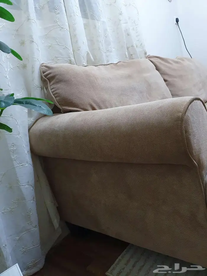 كنبة ثلاثية من هوم سنتر 1