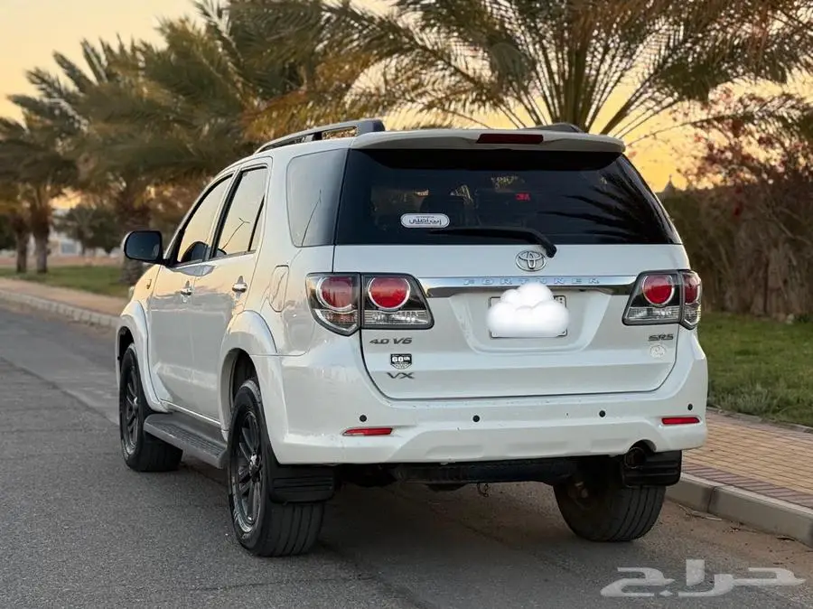 فورشنر 2015 VX فل كامل مشروط 1