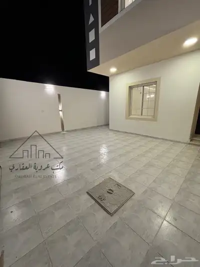 للبيع فيلا روف ارضي حي الصفا تبوك 780 الف 0