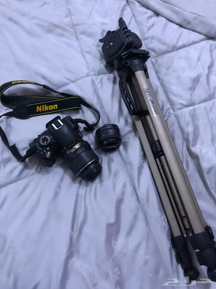 كاميرا نيكون D3100 مع عدستين 1