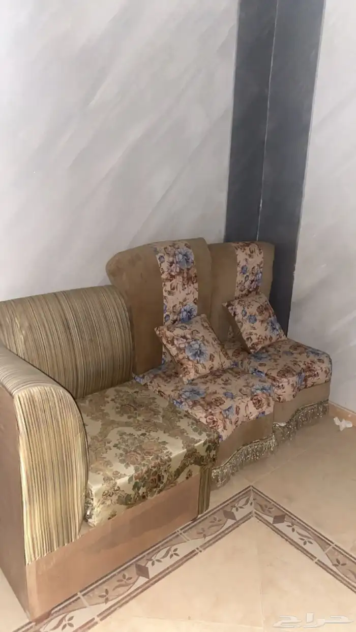 اغراض بيت الموضح افي الصوره للبيع 5