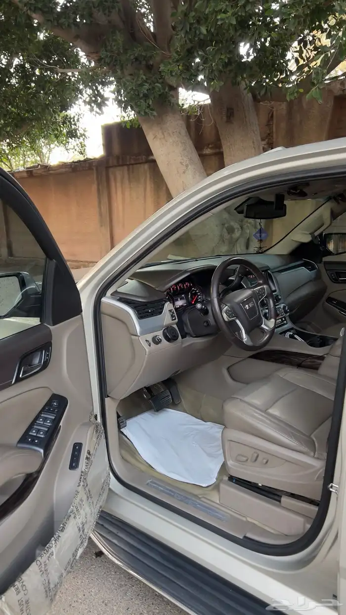 يوكن 2016 طويل فل كامل للبيع SLT XL 26