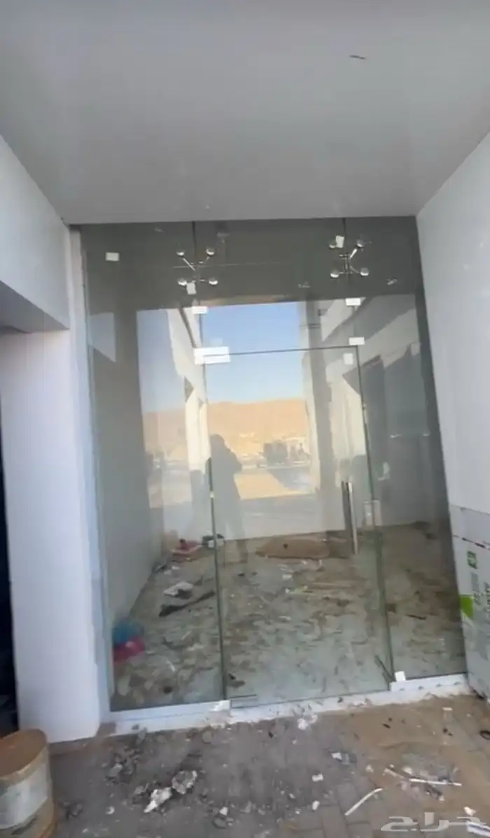 زجاج سكريت و المنيوم و استركشر 8