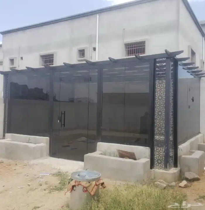 زجاج سكريت و المنيوم و استركشر 12