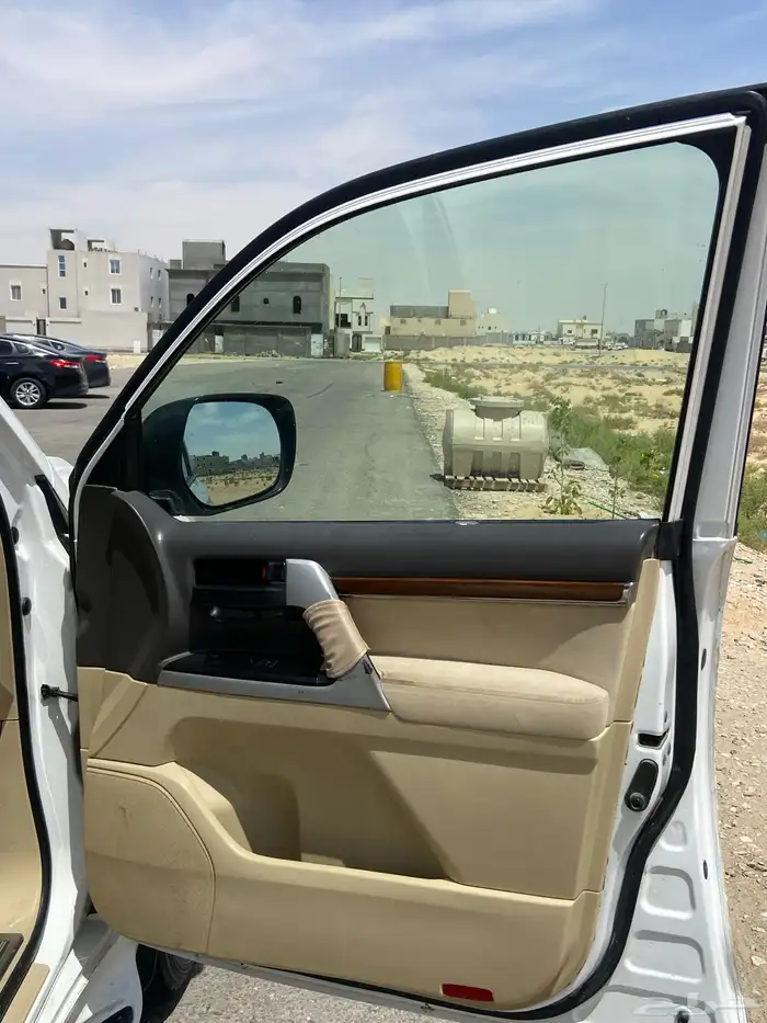 لاندكروزر 2017 وارد قطر 15