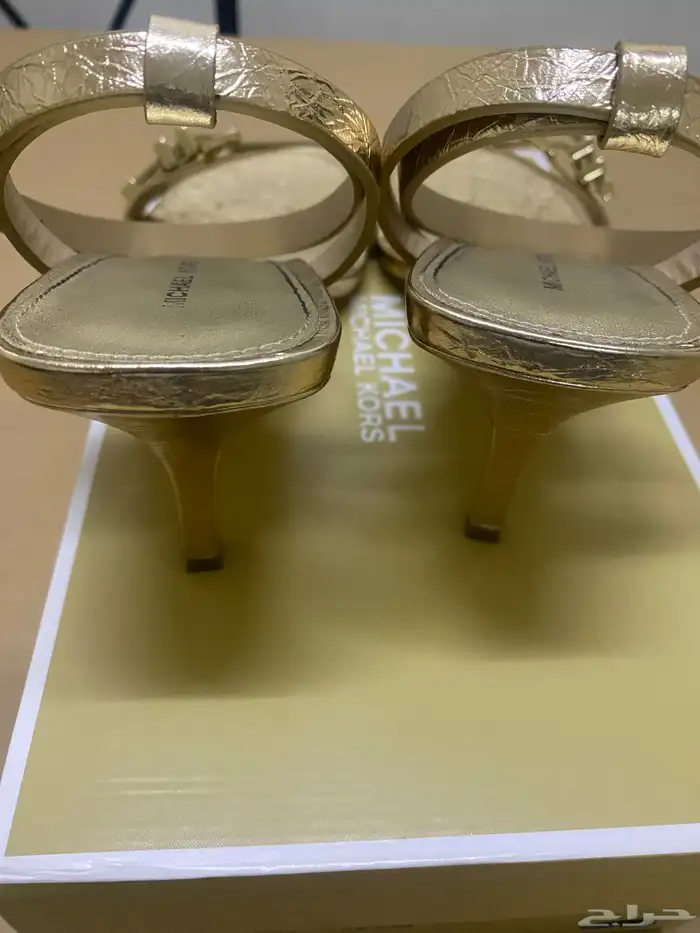 جزمه نسائيه ماركه 3