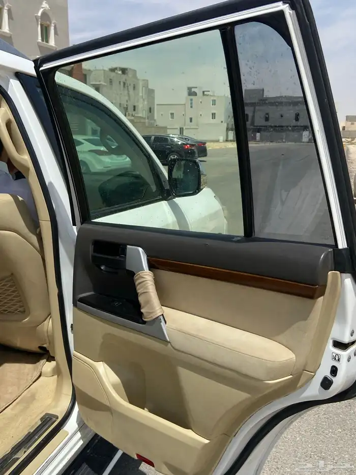 لاندكروزر 2017 وارد قطر 17