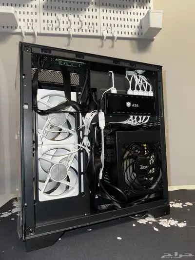 للبيع  تجميعة PC قيمنق قوية بمعالج Ryzen 5 وكرت RTX 5070 6
