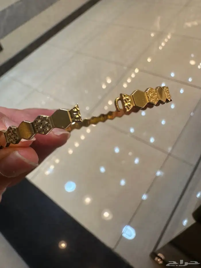 معاضد شومية ذهب عيار 21 مستعمل 1