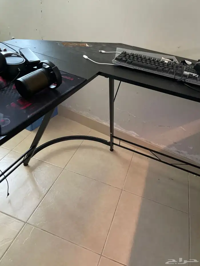 طاوله شكل L للبيع 1