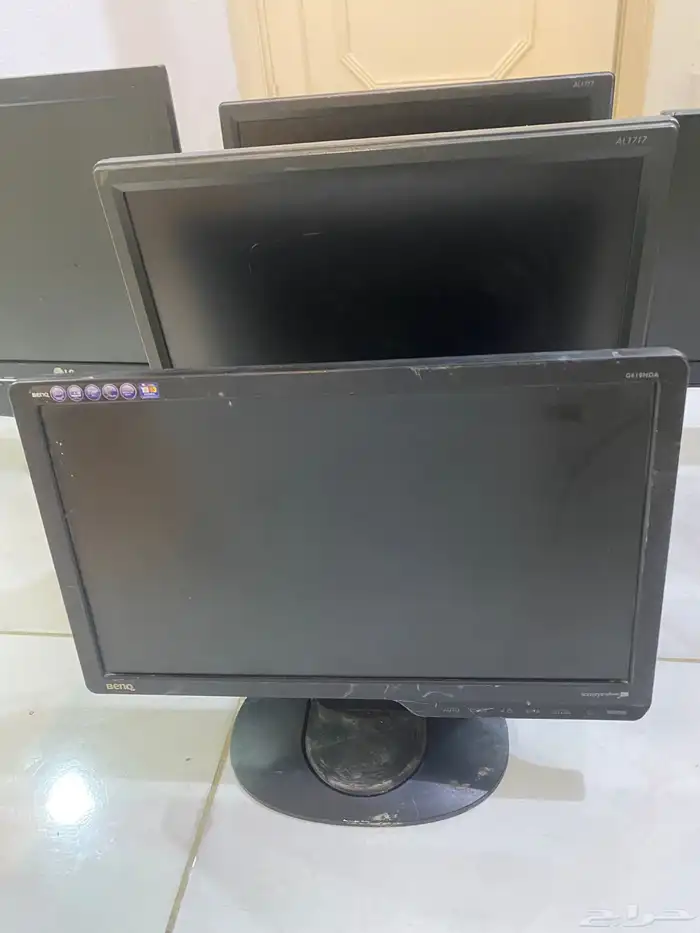 شاشات كمبيوتر مستعملة 1