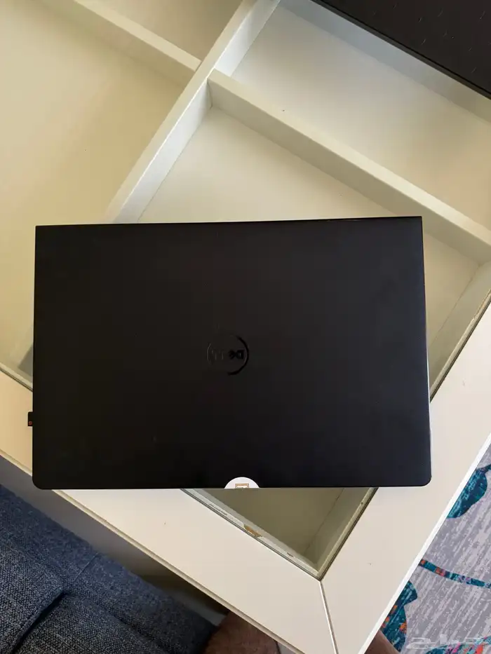 Lap top Dell Inspiron 15 3000 5