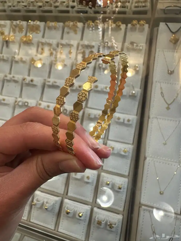 معاضد شومية ذهب عيار 21 مستعمل 2