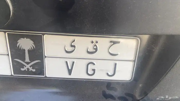 بي ام دبليو الفئه الاولى ومن النوادر مديل 2009 ونظيفة 7