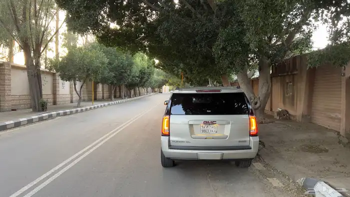 يوكن 2016 طويل فل كامل للبيع SLT XL 39