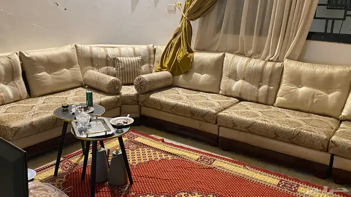 كنب و مساند نظيفه 4
