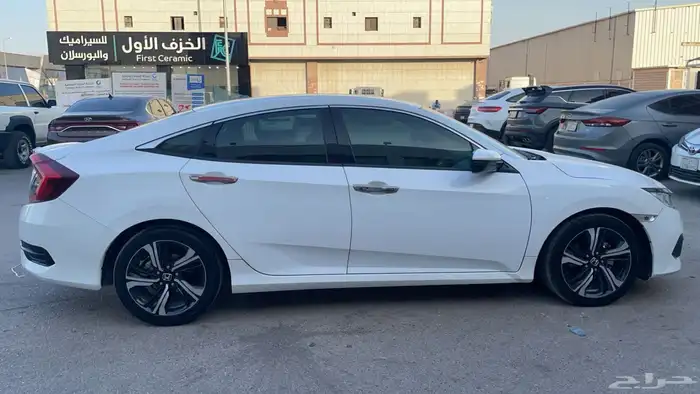 honda civic 2018 lx 2