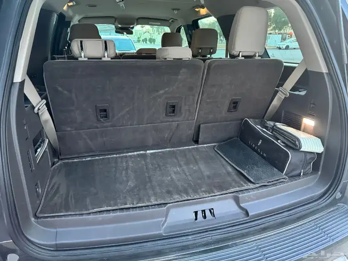 اكسبديشن XLT 2020 9