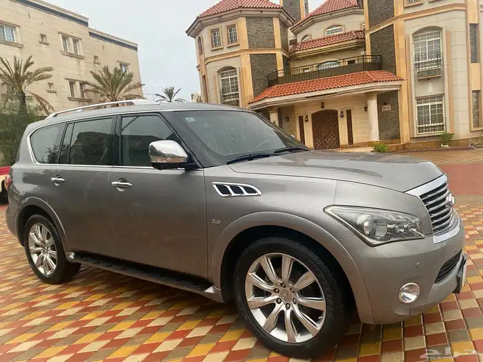 جيب انفينتي QX80 ممشى 118 3