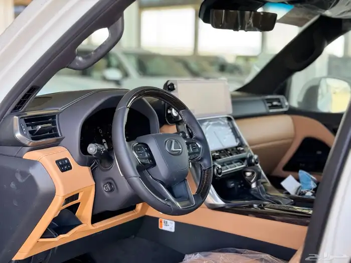 لكزس LX600 BB فل كامل بريمي موديل 2025 5