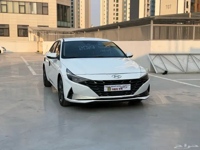 افنتي انترا 2023 بنزين بدي وكالة عداد 71 k سمارت تم البيع 2