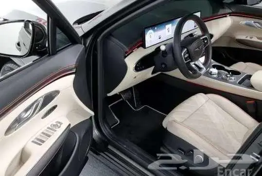 جينيسيس 2025 GV70 4