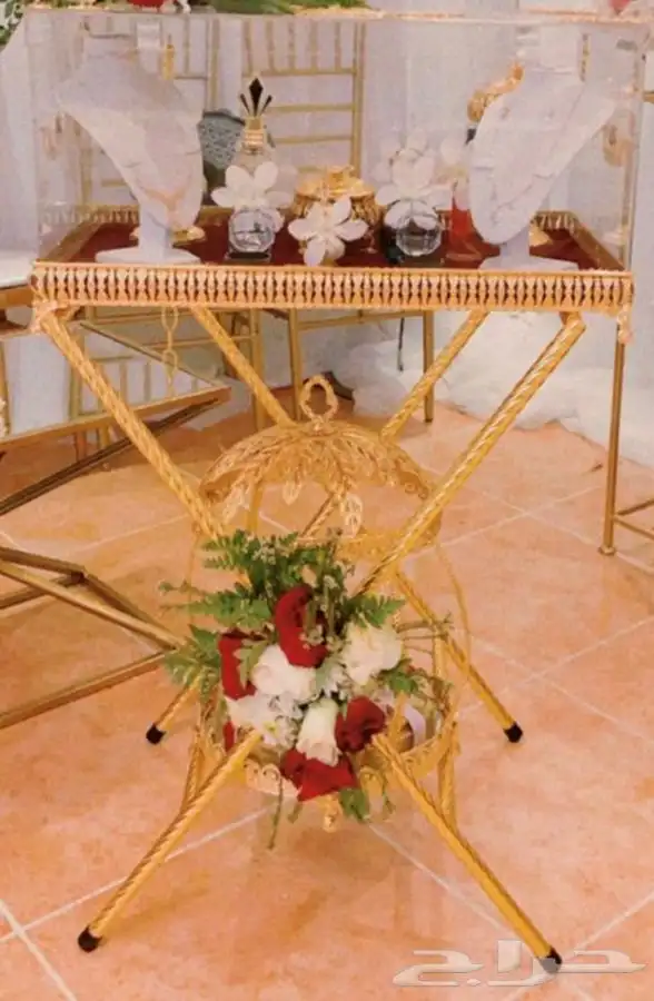 عربية ملكة 0
