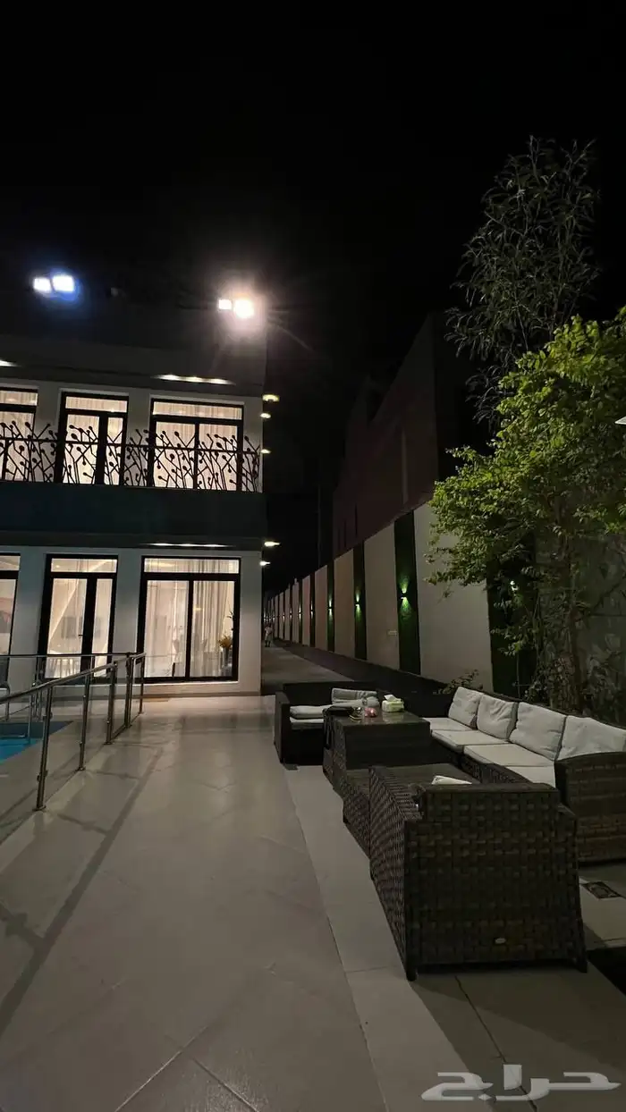 فيلا للايجار درة العروس 4