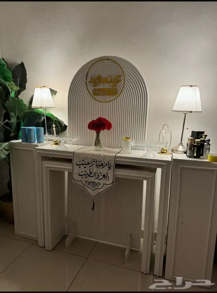 طاولات استقبال للإيجار 0