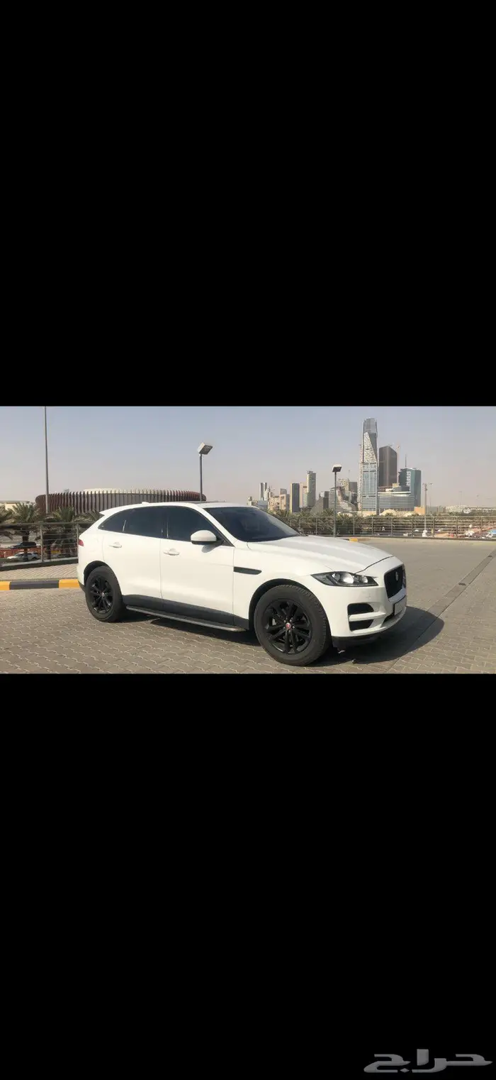 جاكوار f pace 2017 0