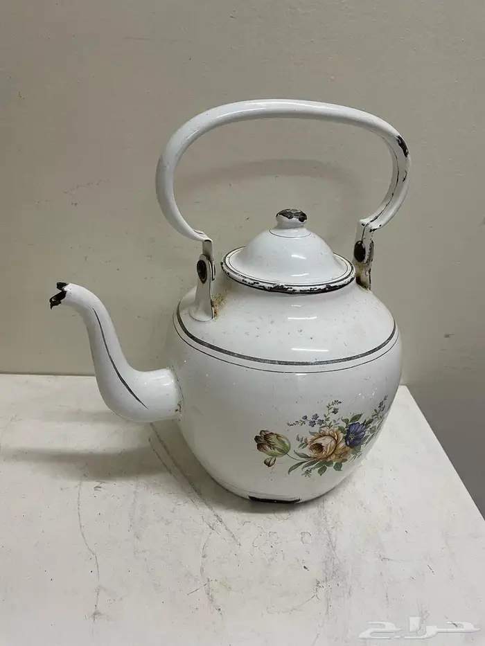 اباريق و صحون غضار قديمة 6