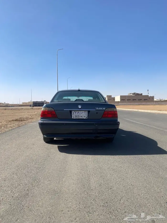 بي ام E38 شورت يباني 2001 5