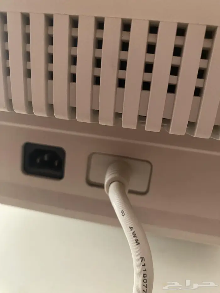 شاشة كمبيوتر قديمة 2